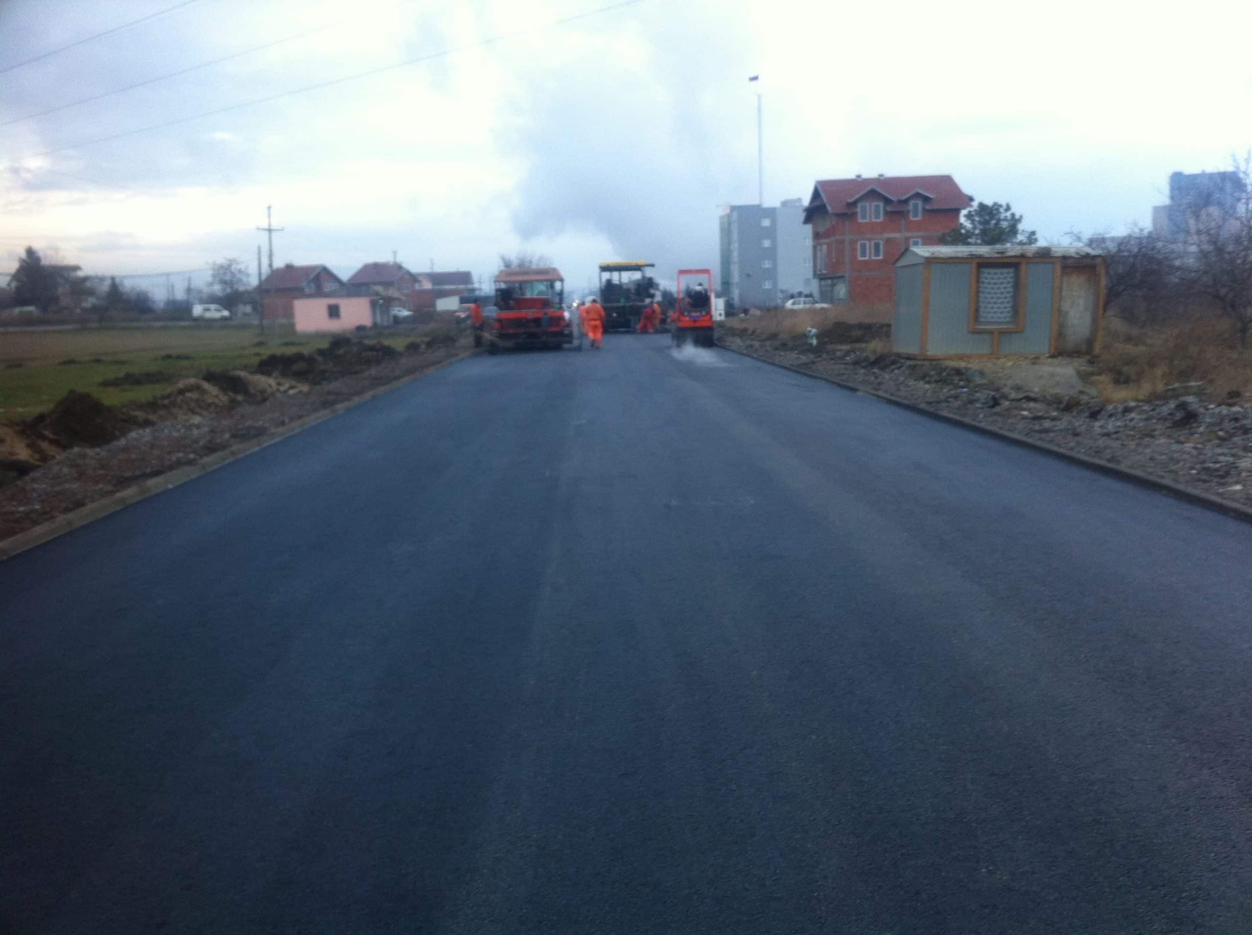 Asfaltohet rruga kryesore në qytet