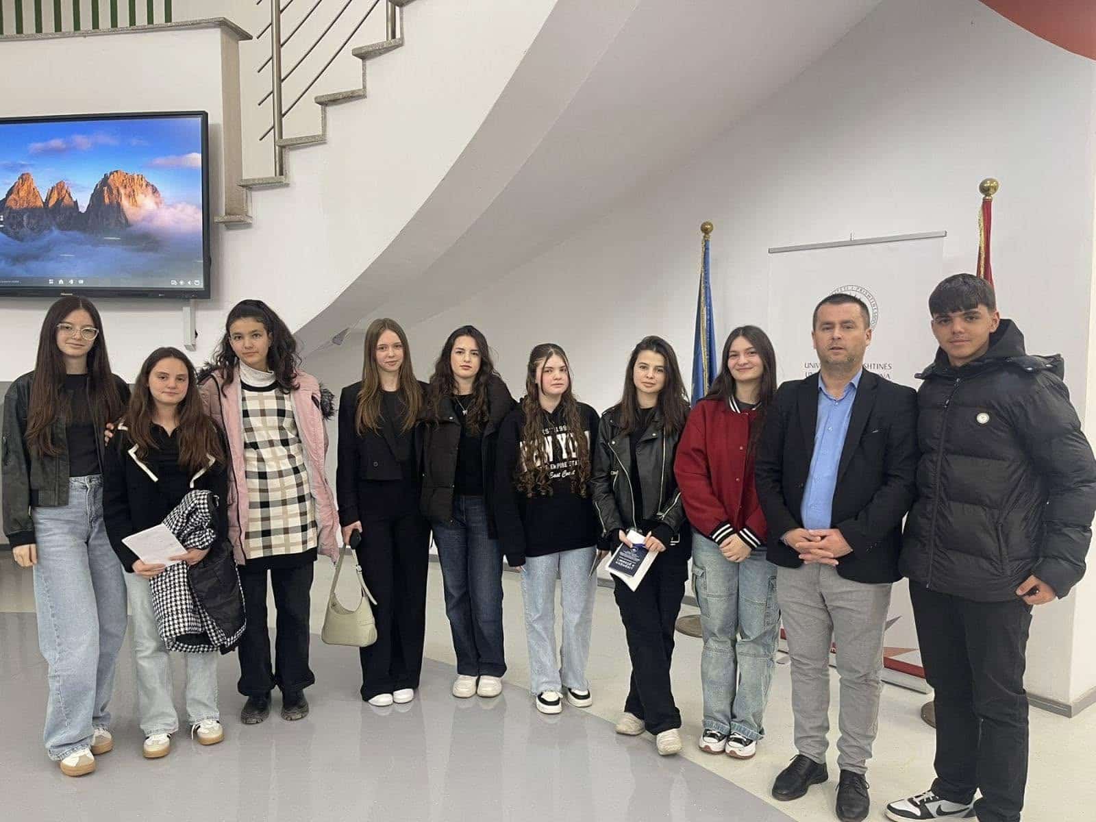 Nxënësit e Komunës së Obiliqit pjesë e Olimpiadës së Përbashkët të Gjuhës Shqipe